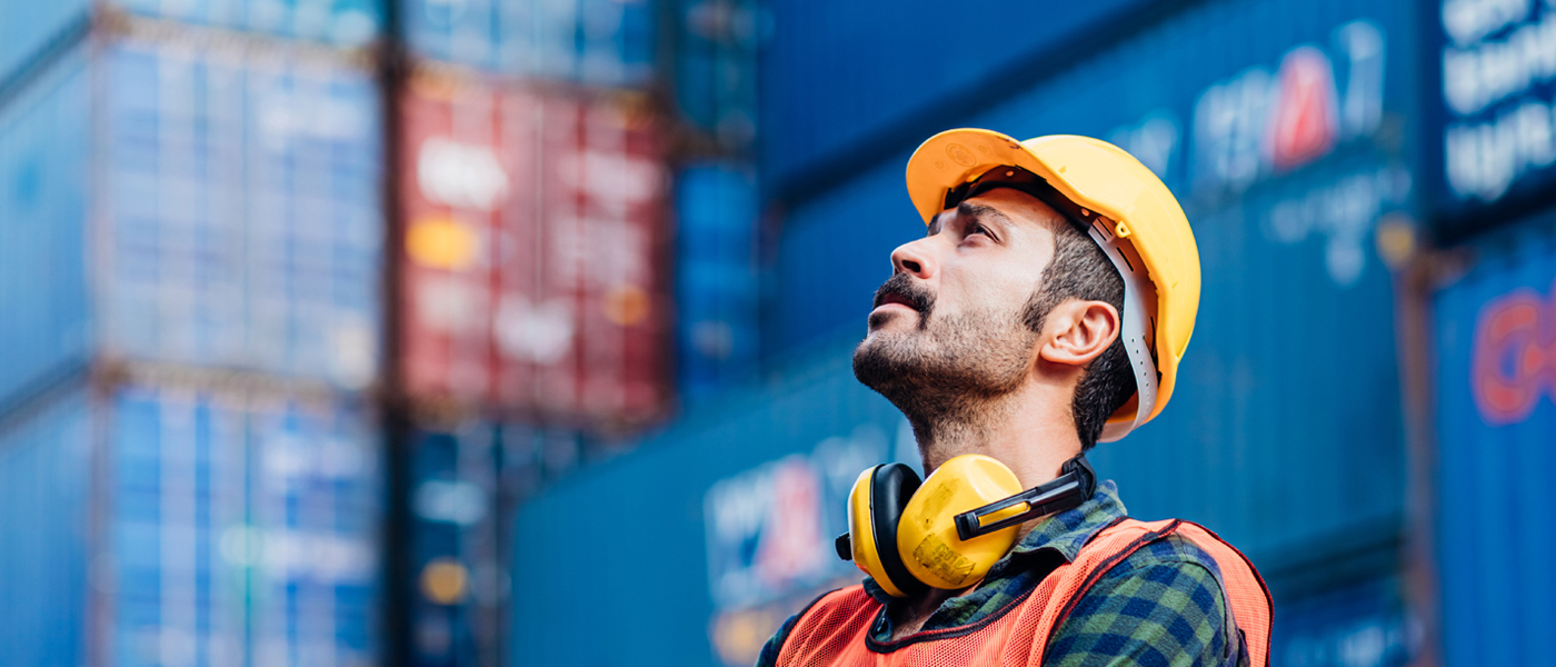 Container_Drayage_Export_Import_Cargo_ShippingFreight_Global_Hero_L.jpg